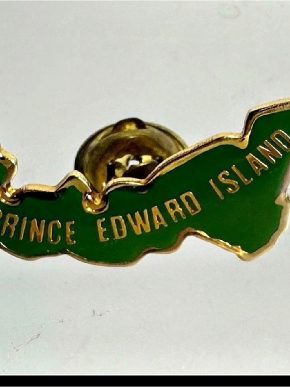 Prince Edward Island Canada Pin Travel Souvenir Backpack PEI